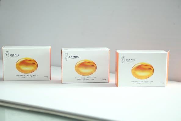 Skynic Whitening & Anti-Acne Transparent Soap | Deep Cleansing & Brightening Formula for Clear, Glowing Skin - Image 3